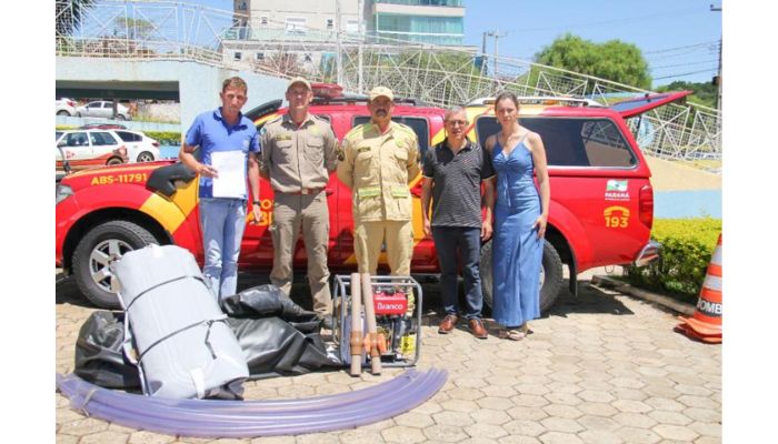 Defesa Civil entrega equipamentos para Nova Laranjeiras